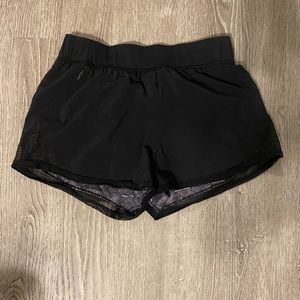 Lululemon shorts size 4